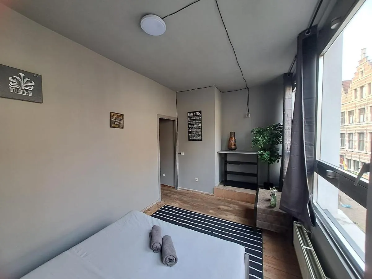 The Green Retromodern Duplex Lejlighed Antwerpen